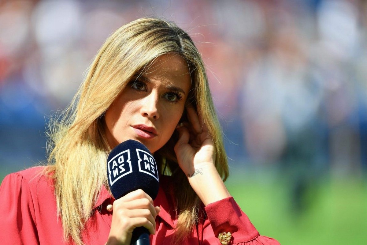 Hola mi nombre es Diana y soy una mujer dulce